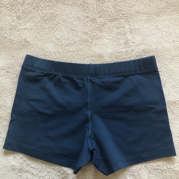 ASICS Workout Shorts - Picture 5 of 5